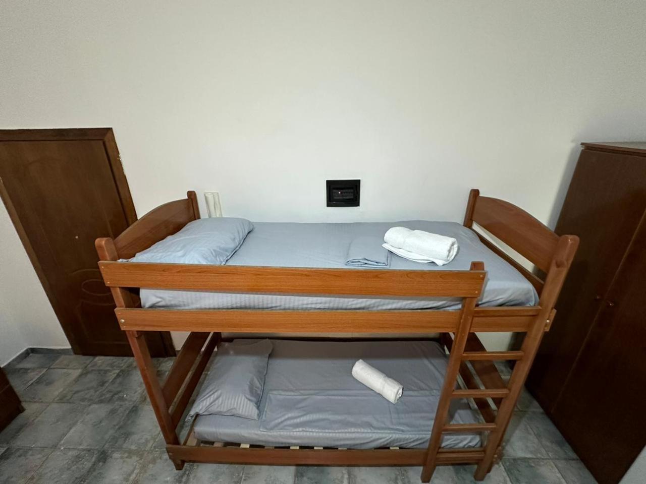Hotel Adriatik Shëngjin 외부 사진